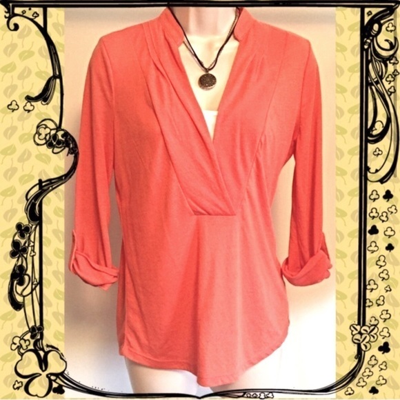 🆕The Limited pullover lightweight orange top - Picture 1 of 7